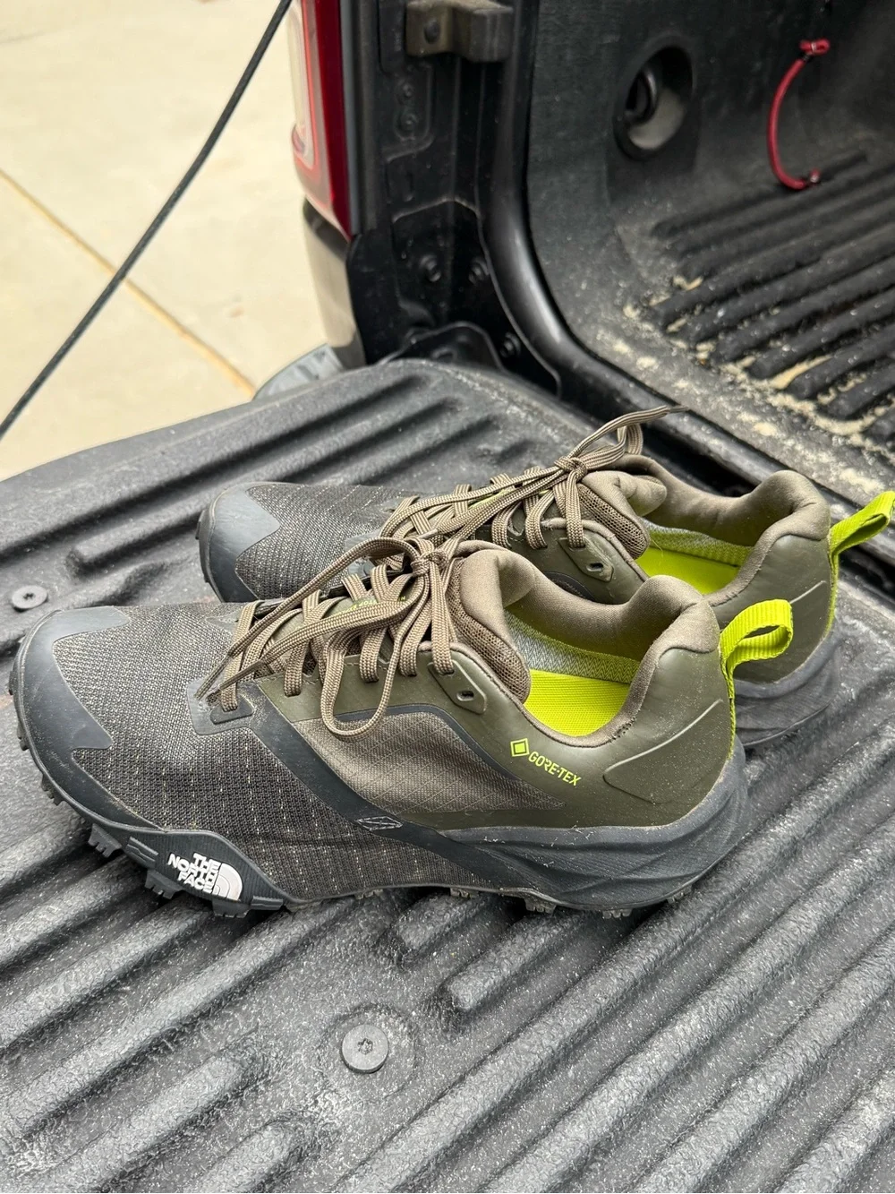 The North Face - Men's Offtrail Tr Gore-tex - Olive Green/Black